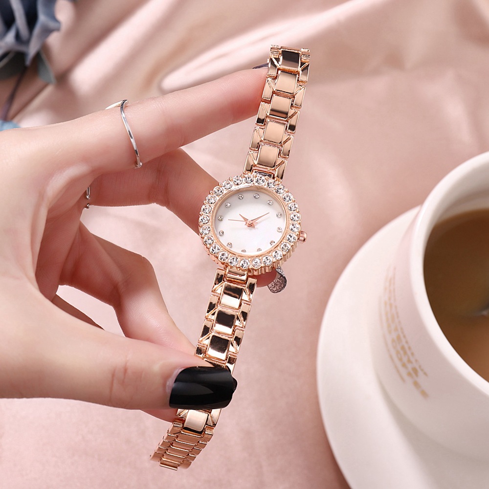 Style atmosphere simple diamond temperament fashion Tiktok fashion point diamond steel belt watch female