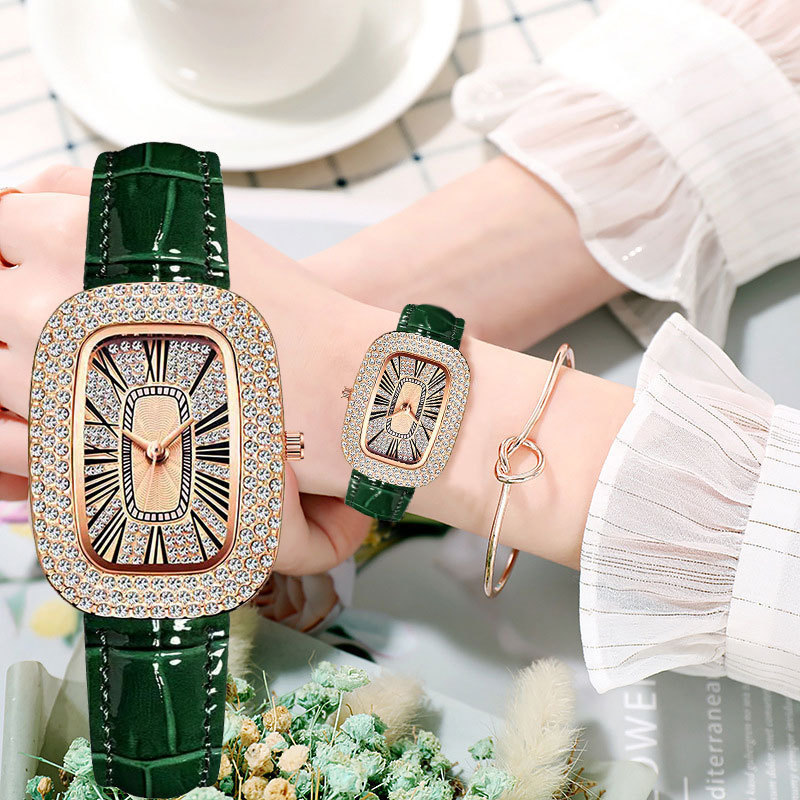 Small green table pigeon egg belt watch female batch trembling sound fast hand live quartz women's watch full star women's watch